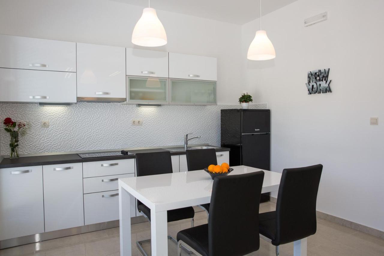 Apartments And Room Adriatic Blue Dubrovnik Exterior photo